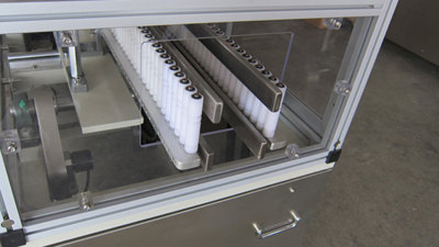 hot melt glue device sealing boxes machine (3).jpg